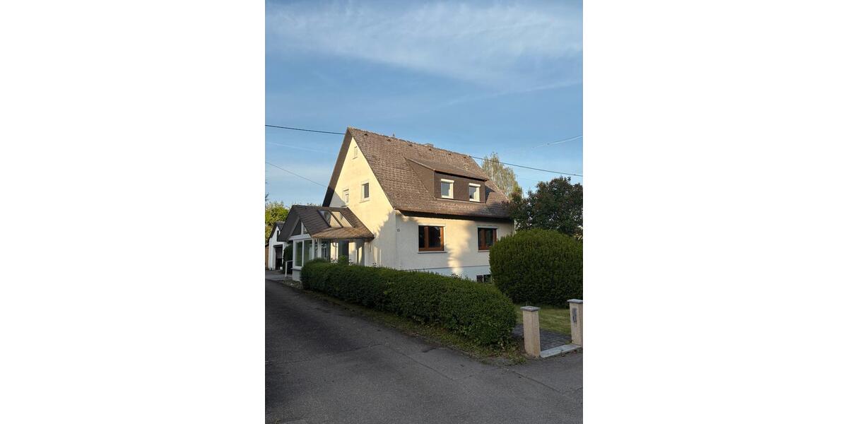 Einfamilienhaus Horb am Neckar - 5 Zimmer, 110 m&sup2;, 950&euro; | Angebot:26693092