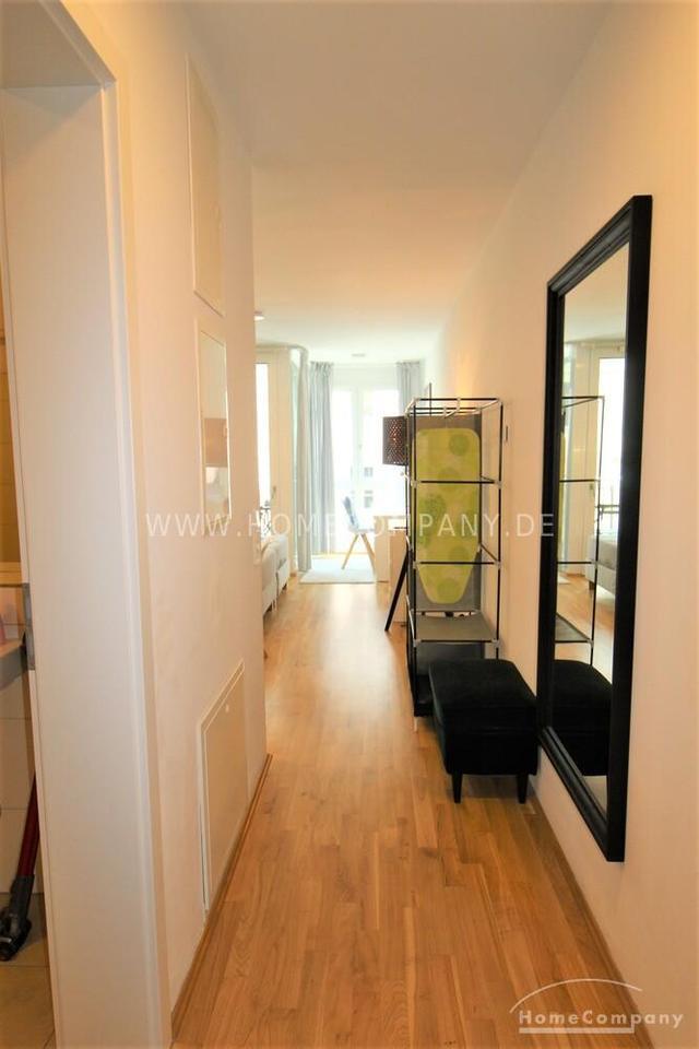 MöbliertFurnished 1-Zimmer Apartment mit Balkon in Dresden-Äußere Neustadt max. 2 Personen zimmer