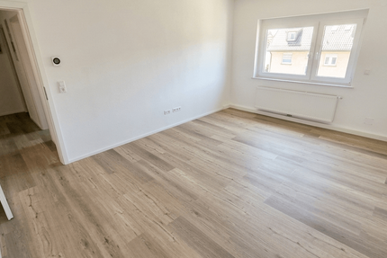 Wohnung Stuttgart Bad Cannstatt - 4 Zimmer, 84 m&sup2;, 1.500&euro; | Angebot:26948571