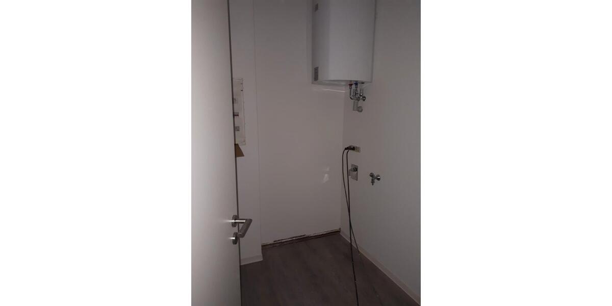 Erdgeschoßwohnung Sangerhausen - 2 Zimmer, 64 m&sup2;, 400&euro; | Angebot:26635235