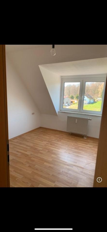 Helle 4-Zimmer-Wohnung mit Balkon in Bad Liebenstein