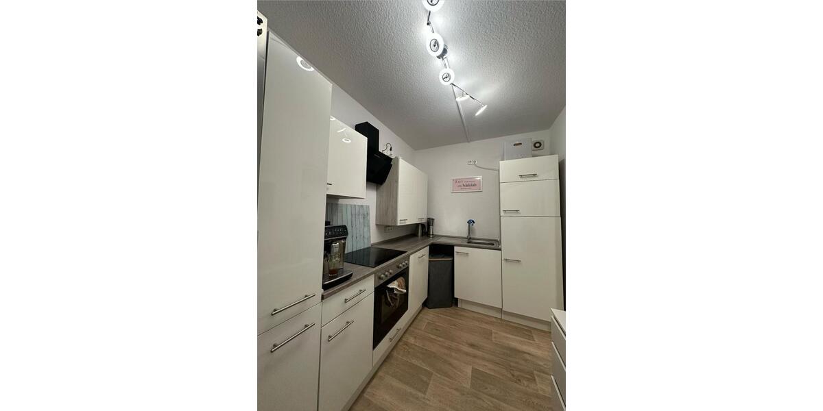 Etagenwohnung Zella-Mehlis Mehlis - 3 Zimmer, 62 m&sup2;, 360&euro; | Angebot:24767574