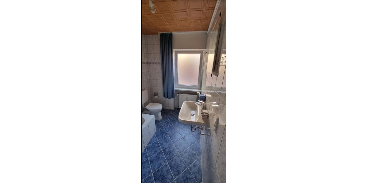 Erdgeschoßwohnung Ralingen - 4 Zimmer, 100 m&sup2;, 1.000&euro; | Angebot:24571469