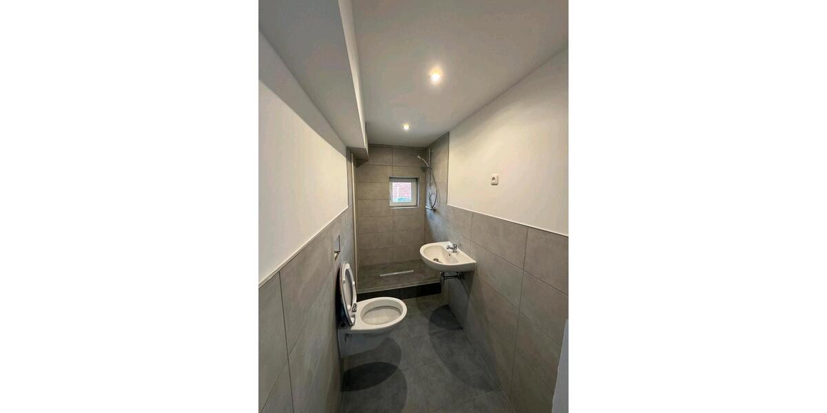 Erdgeschoßwohnung Heide - 3 Zimmer, 63 m&sup2;, 1.100&euro; | Angebot:25966544