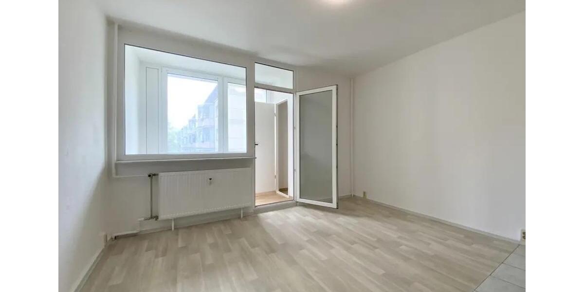 Etagenwohnung Suhl - 1 Zimmer, 25 m&sup2;, 210&euro; | Angebot:23184089