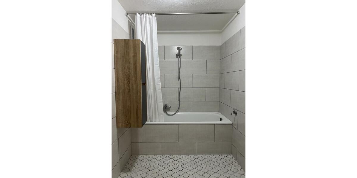 Etagenwohnung Grünstadt - 2 Zimmer, 75 m&sup2;, 895&euro; | Angebot:26678991