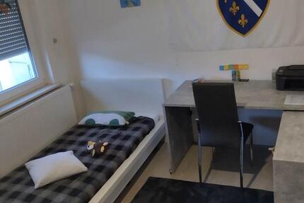 Wohnung Geislingen an der Steige - 2 Zimmer, 80 m&sup2;, 900&euro; | Angebot:24585937