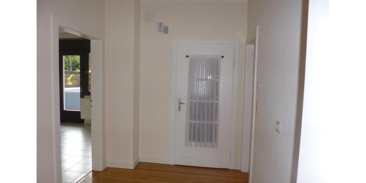 Erdgeschoßwohnung Völklingen - 2 Zimmer, 70 m&sup2;, 480&euro; | Angebot:26021101