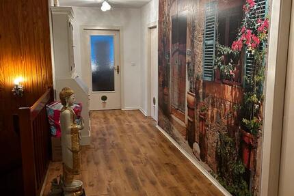 Wohnung Lübeck Sankt Lorenz Nord - 3 Zimmer, 101 m&sup2;, 1.300&euro; | Angebot:24869762