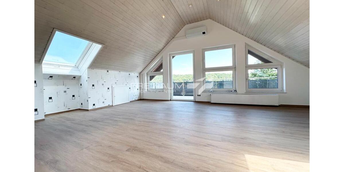 Dachgeschoßwohnung Neunkirchen - 3 Zimmer, 100 m&sup2;, 890&euro; | Angebot:21938623