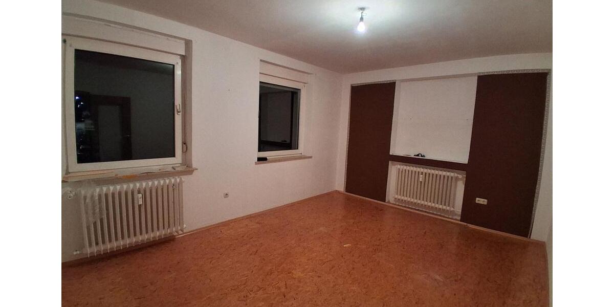 Etagenwohnung Sulzbach am Main - 6 Zimmer, 106 m&sup2;, 28&euro; | Angebot:25336001