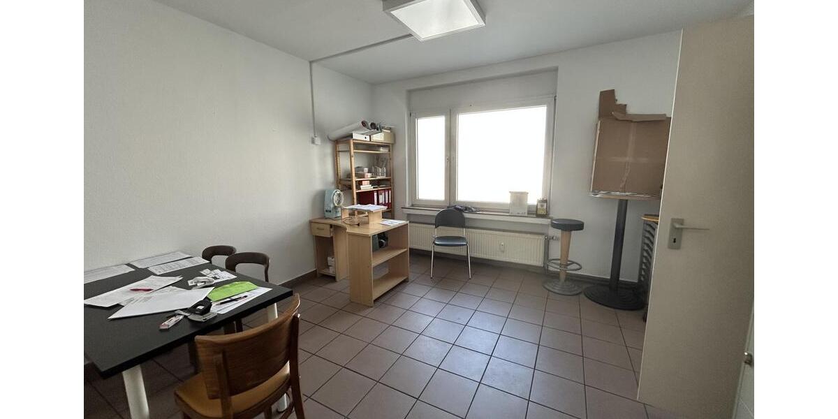 Gewerbeobjekt Hennef (Sieg) - 1.600&euro; | Angebot:26678766
