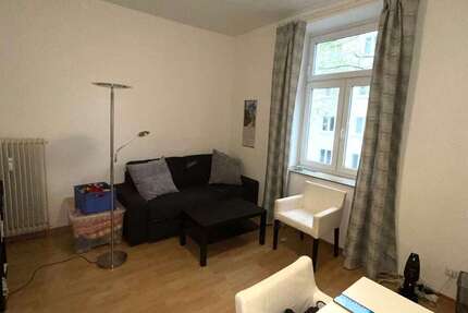 Wohnung Wiesbaden Mitte - 1 Zimmer, 17 m&sup2;, 285&euro; | Angebot:26195889