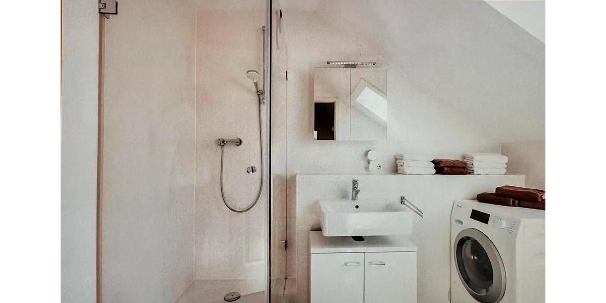 Etagenwohnung München Feldmoching-Hasenbergl - 4 Zimmer, 132 m&sup2;, 2.380&euro; | Angebot:26462956