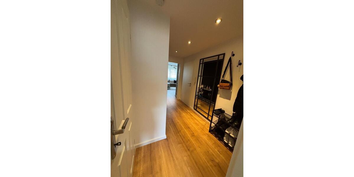 Etagenwohnung Duisburg Hochheide - 3.5 Zimmer, 64 m&sup2;, 900&euro; | Angebot:26683003