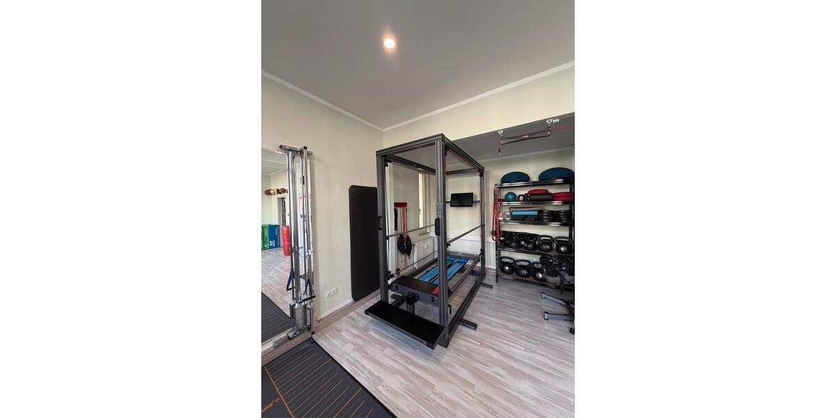 Miete repräsentative Gewerbefläche in denkmalgeschütztem Gebäude zimmer