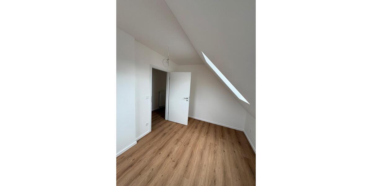Dachgeschoßwohnung Allersberg Eismannsdorf - 3 Zimmer, 48 m&sup2;, 800&euro; | Angebot:25084720