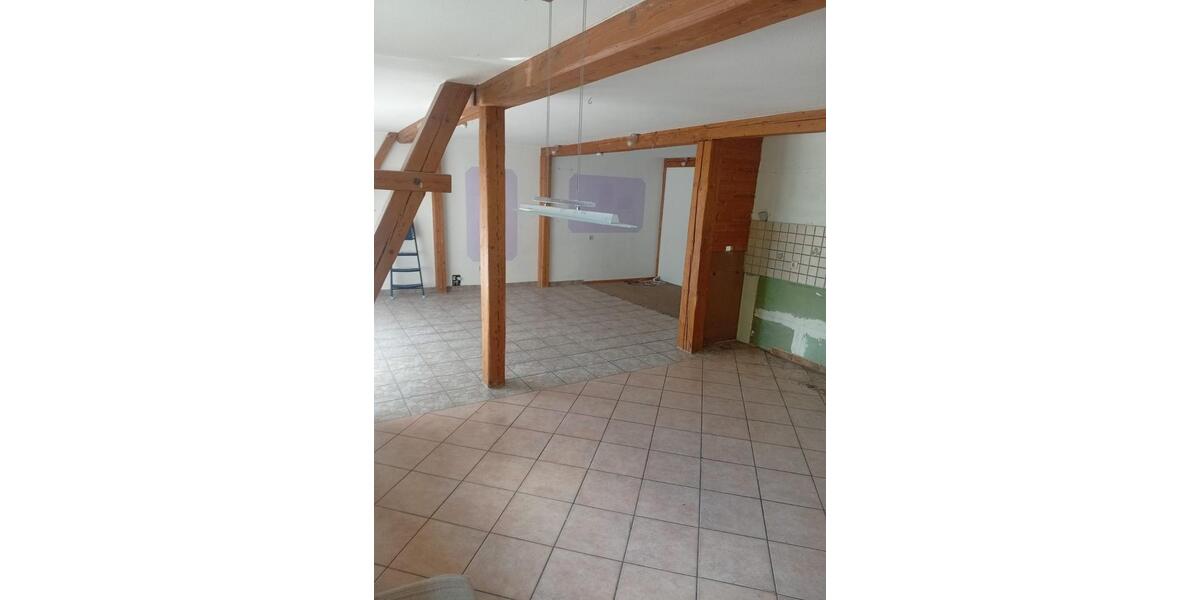 Etagenwohnung Moritzburg - 5 Zimmer, 120 m&sup2;, 900&euro; | Angebot:24769784