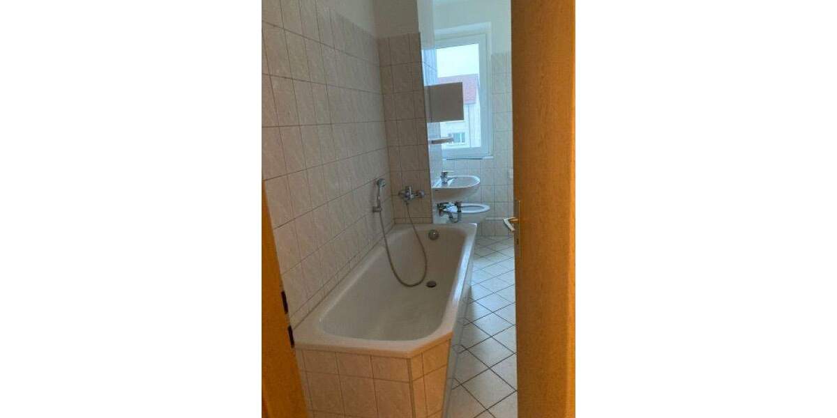 Etagenwohnung Lutherstadt Eisleben - 3 Zimmer, 59 m&sup2;, 384&euro; | Angebot:25739847