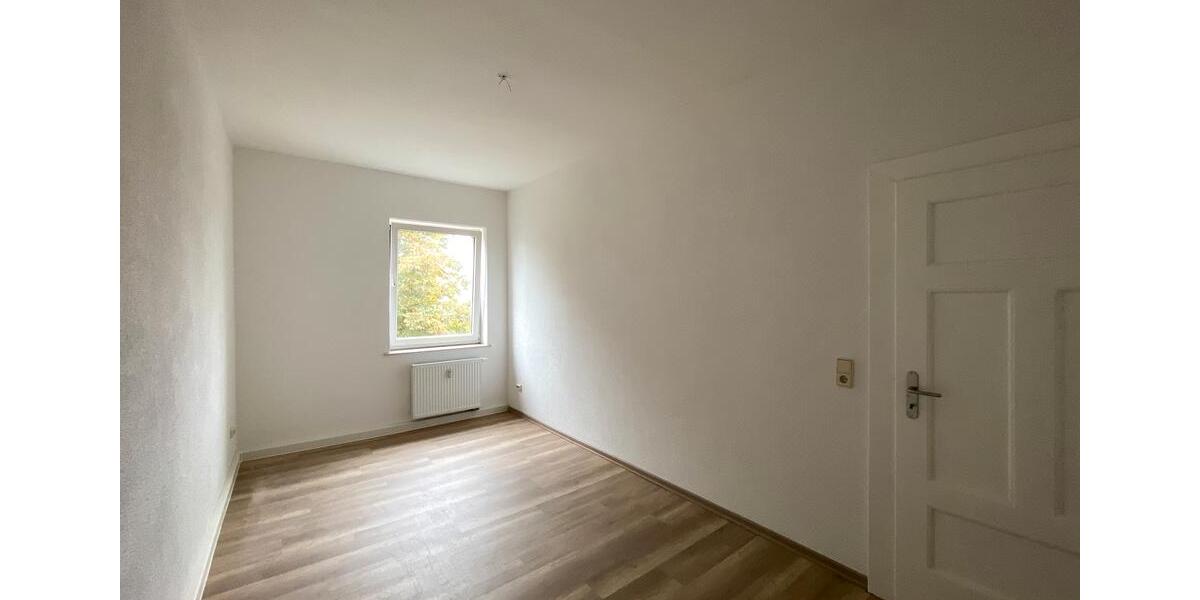 Etagenwohnung Naumburg (Saale) - 3 Zimmer, 73 m&sup2;, 510&euro; | Angebot:24523505