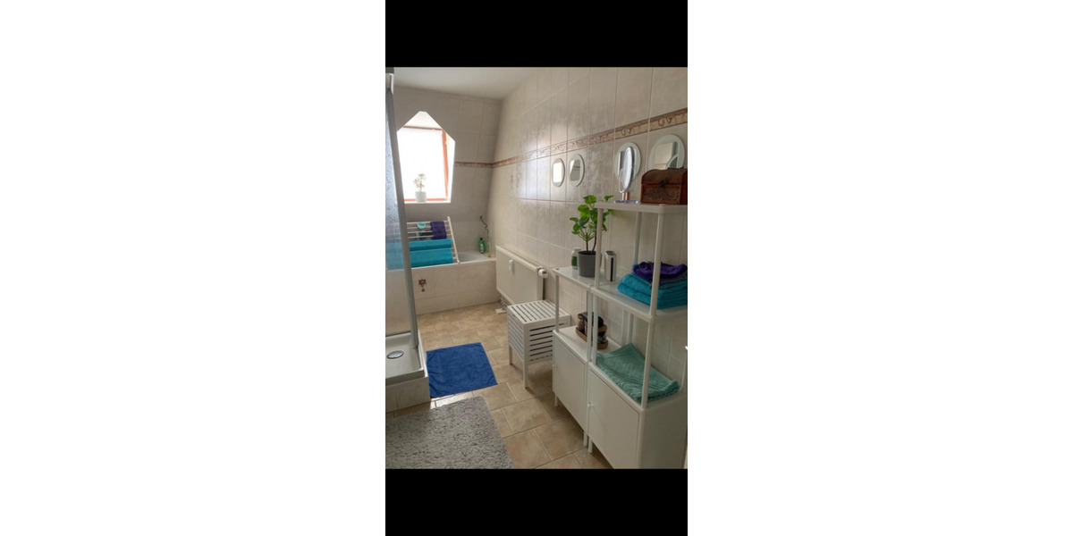 Dachgeschoßwohnung Querfurt - 5 Zimmer, 146 m&sup2;, 1.180&euro; | Angebot:25390515