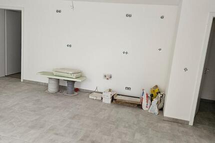 Wohnung Völklingen - 3 Zimmer, 80 m&sup2;, 700&euro; | Angebot:25079425