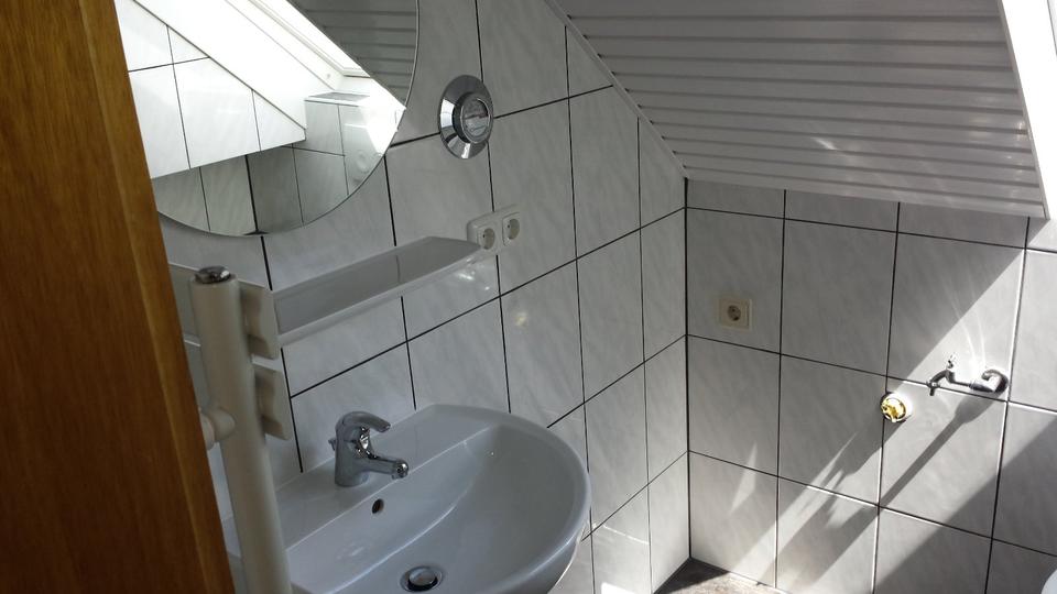 Dachgeschoßwohnung Emlichheim - 1.5 Zimmer, 44 m&sup2;, 400&euro; | Angebot:24638241