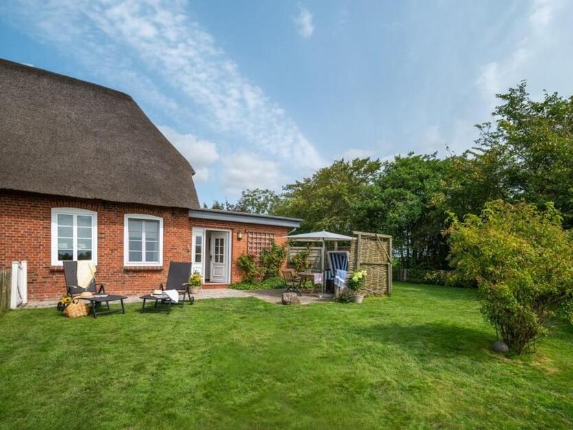 FerienWohnung ebenerdig 2 Personen 1-2 Hunde Nordsee Garten Sauna