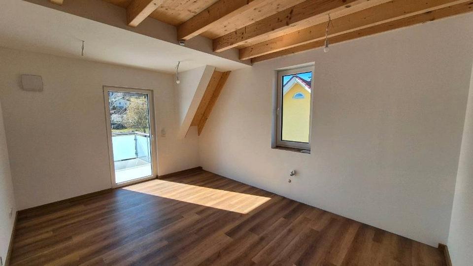 Maisonettenwohnung Schleusingen - 2.5 Zimmer, 85 m&sup2;, 680&euro; | Angebot:25993603