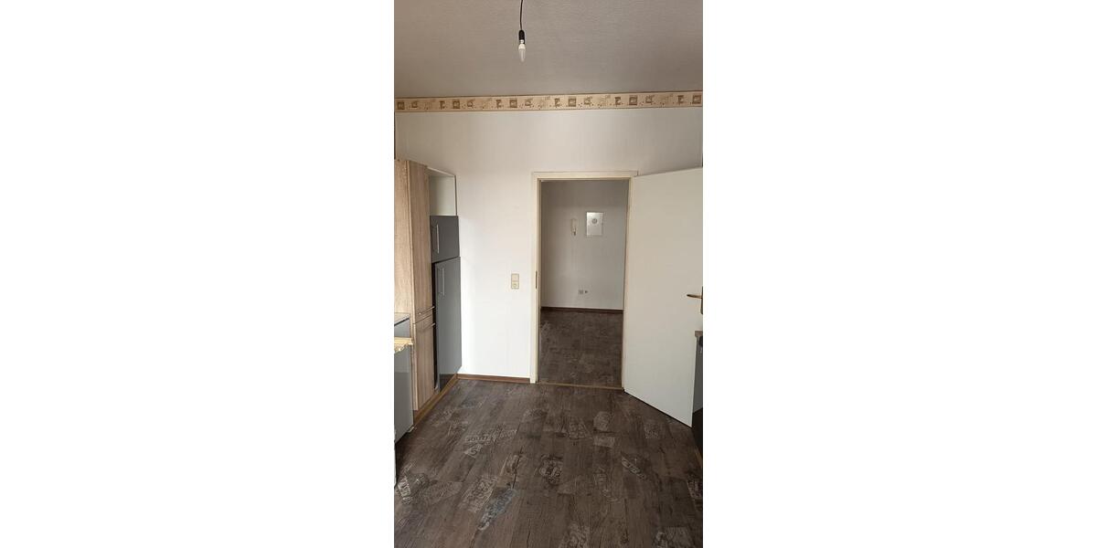 Dachgeschoßwohnung Plauen - 4 Zimmer, 94 m&sup2;, 398&euro; | Angebot:26023070