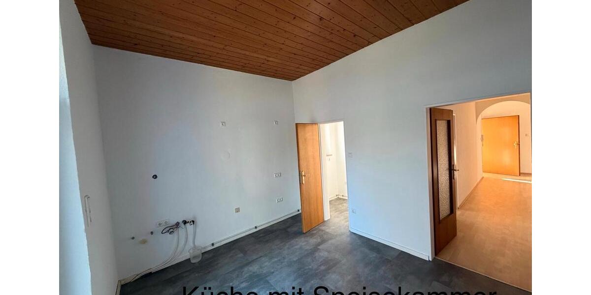 Etagenwohnung Bayreuth City - 5 Zimmer, 134 m&sup2;, 1.400&euro; | Angebot:26413607