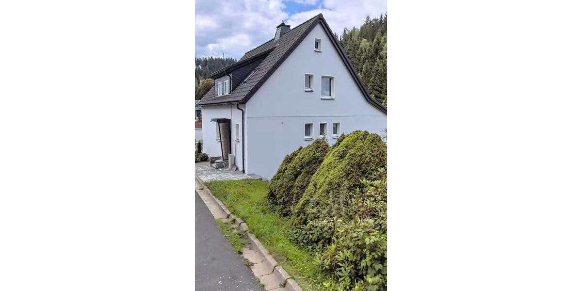 Einfamilienhaus Teuschnitz - 5 Zimmer, 165 m&sup2;, 950&euro; | Angebot:25932807