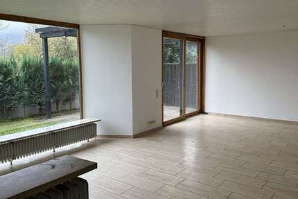 Haus zum Mieten in Springe 990 € 134 m² 3 zimmer