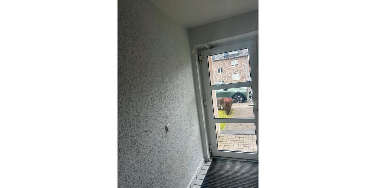 Dachgeschoßwohnung Geilenkirchen - 3 Zimmer, 54 m&sup2;, 830&euro; | Angebot:26017927