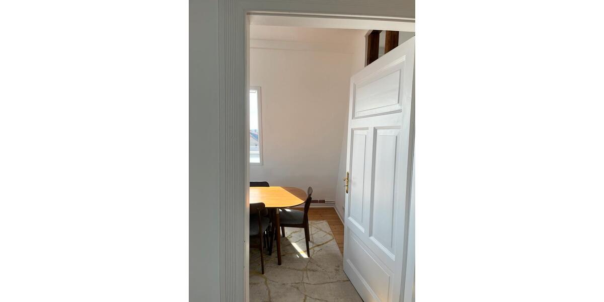 Dachgeschoßwohnung Göttingen Oststadt - 4 Zimmer, 98 m&sup2;, 1.500&euro; | Angebot:26272823