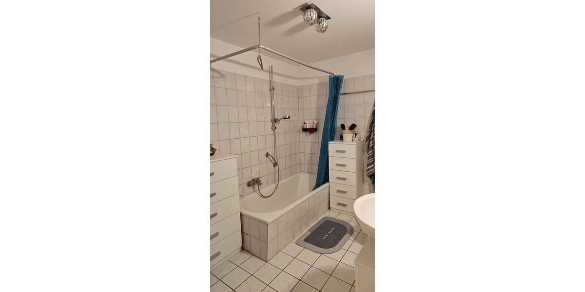 Dachgeschoßwohnung Hameln Kernstadt - 3 Zimmer, 75 m&sup2;, 550&euro; | Angebot:26001568