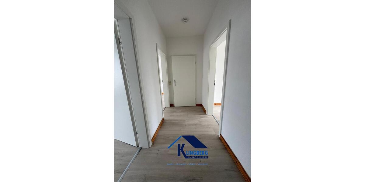 Etagenwohnung Zeitz - 2 Zimmer, 50 m&sup2;, 250&euro; | Angebot:25650003