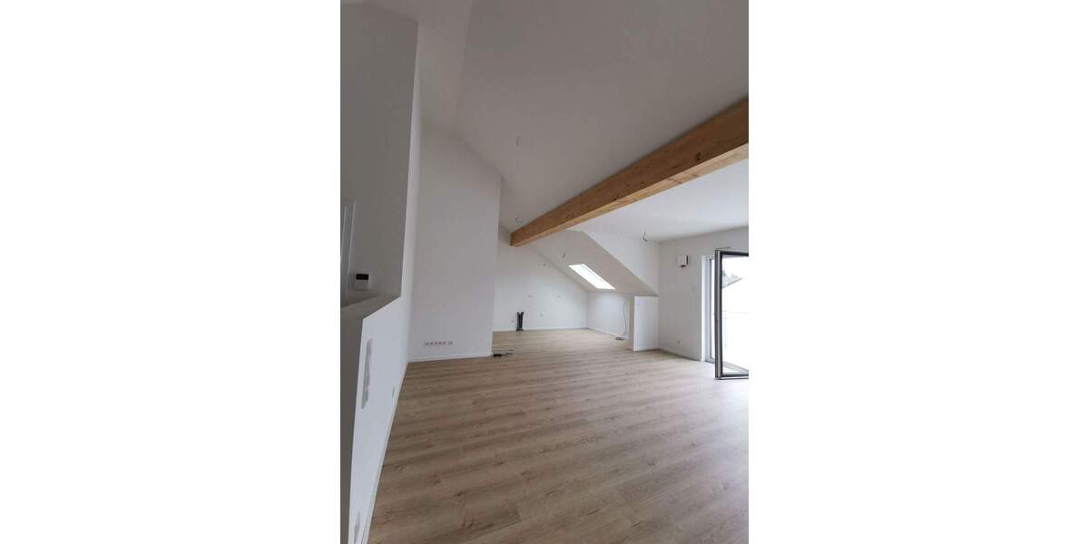 NEUBAU 3 Z. DG mit Tiefgarage und Aufzug ! 3 zimmer