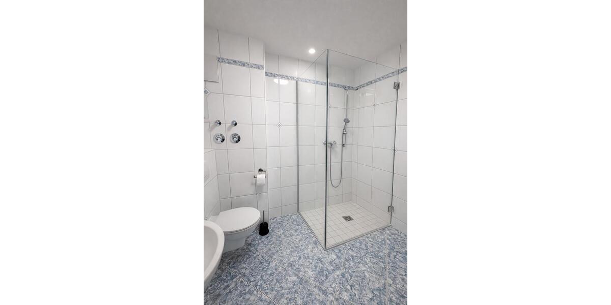 Erdgeschoßwohnung Füssen - 3 Zimmer, 97 m&sup2;, 1.200&euro; | Angebot:25866609