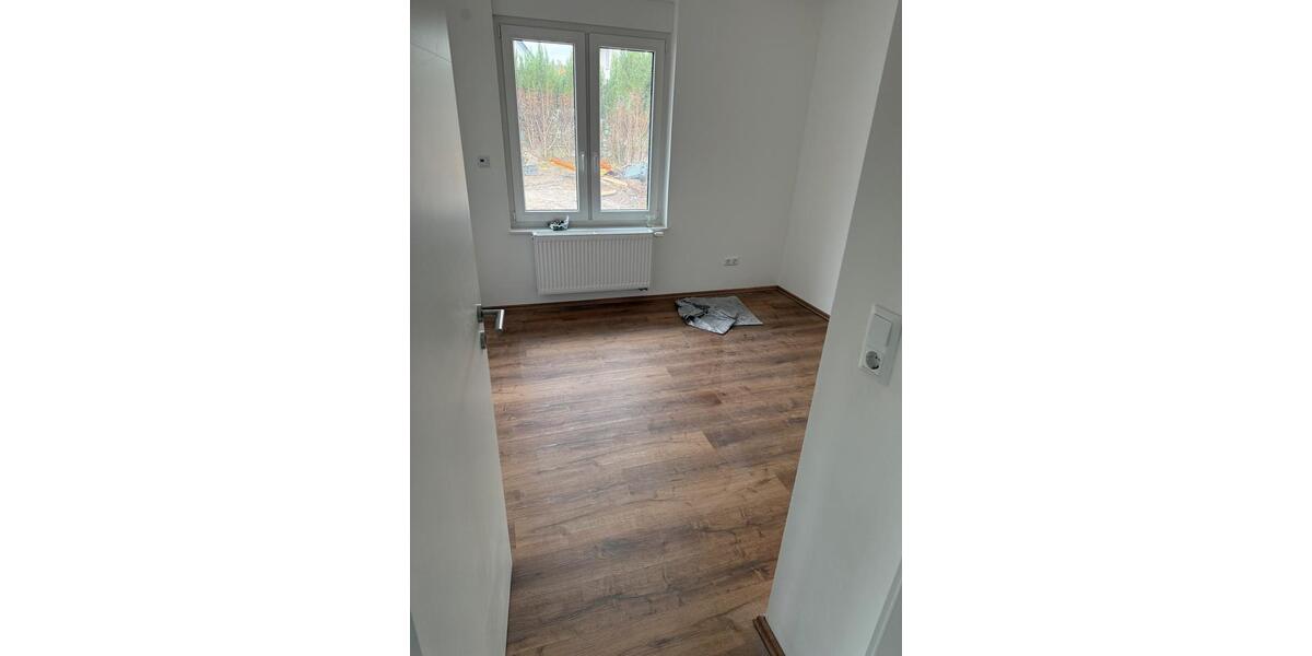 Bungalow Mainz Mombach - 5 Zimmer, 100 m&sup2;, 2.200&euro; | Angebot:24966184
