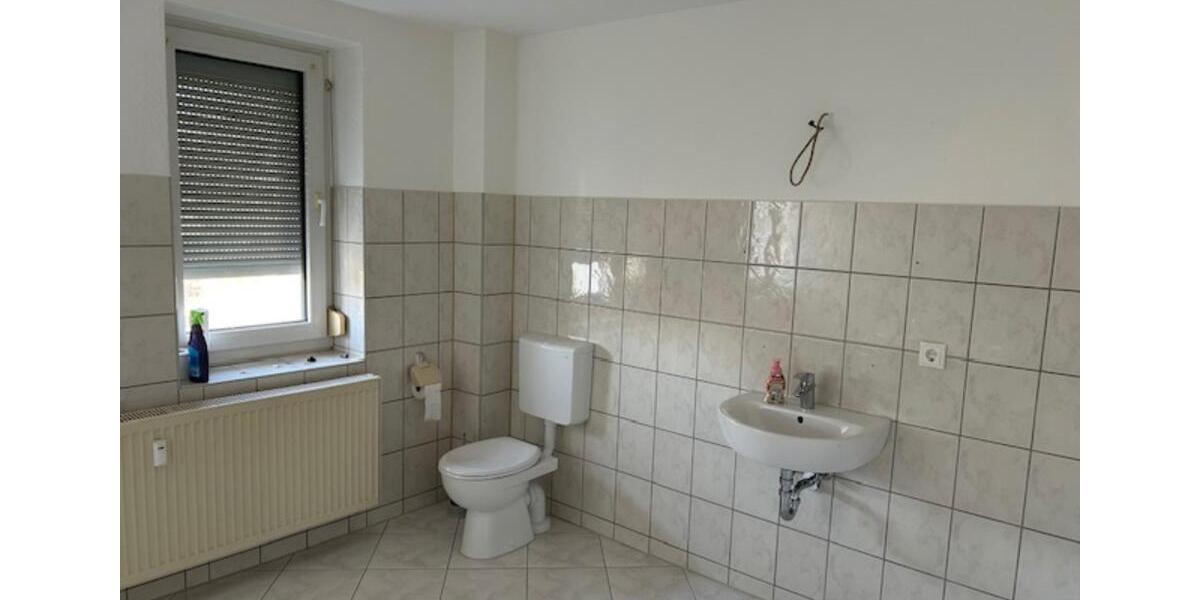 Etagenwohnung Plessa - 3 Zimmer, 98 m&sup2;, 588&euro; | Angebot:25056527