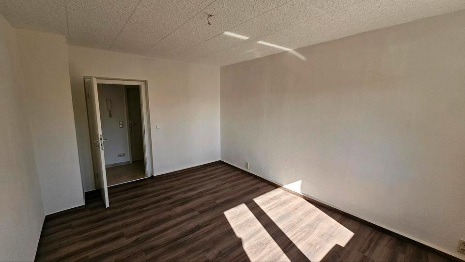 Erdgeschoßwohnung Döbeln - 3 Zimmer, 60 m&sup2;, 340&euro; | Angebot:26318094