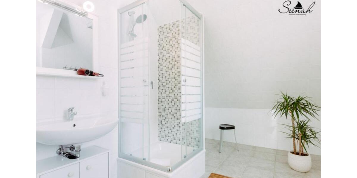 Wohnen auf Zeit Merseburg - 14 Zimmer, 300 m&sup2;, 18&euro; | Angebot:25024627