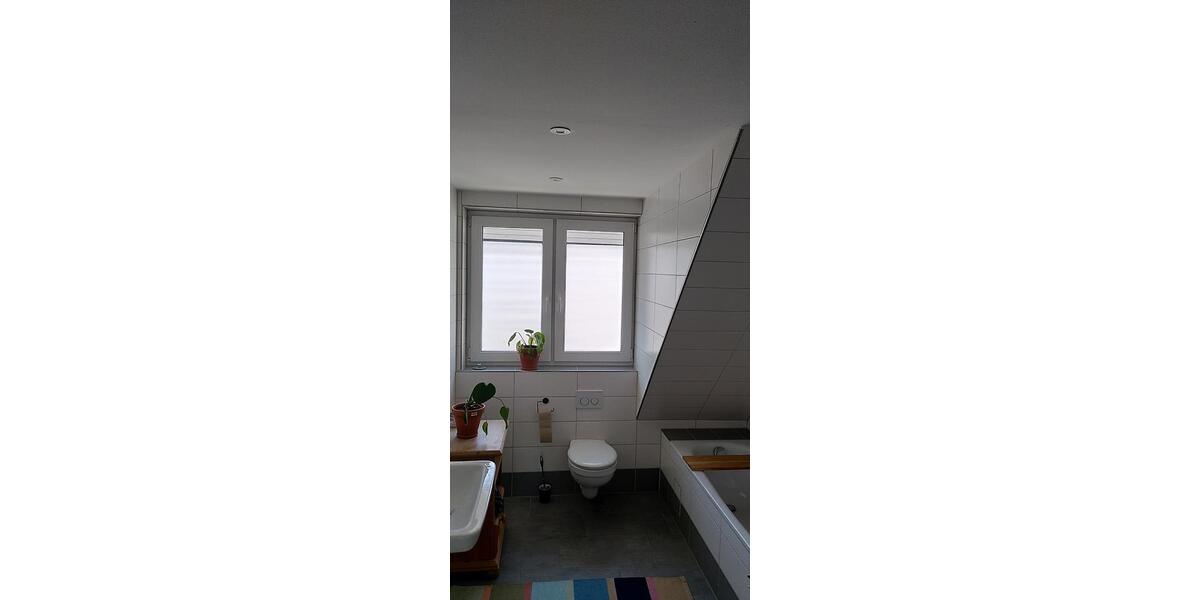 Dachgeschoßwohnung Bielefeld Stieghorst - 2 Zimmer, 60 m&sup2;, 700&euro; | Angebot:26688497