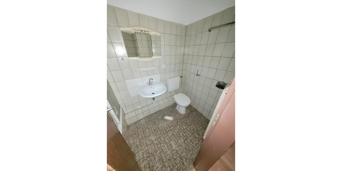 Etagenwohnung Trier - 2 Zimmer, 64 m&sup2;, 590&euro; | Angebot:26653140