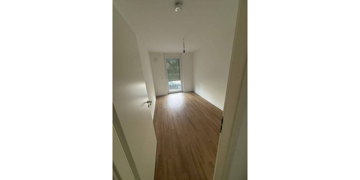 Etagenwohnung Esslingen am Neckar Weil - 3 Zimmer, 80 m&sup2;, 1.275&euro; | Angebot:26189583