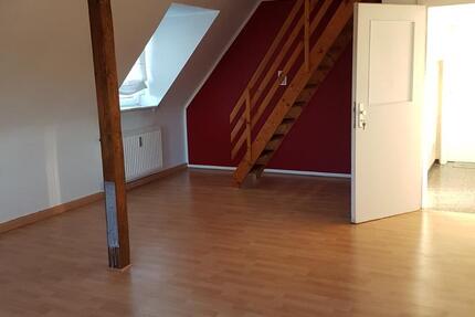 2 Zimmer Maisonettewohnung ca. 50qm inkl. Eckbadewanne und Theke 2 zimmer