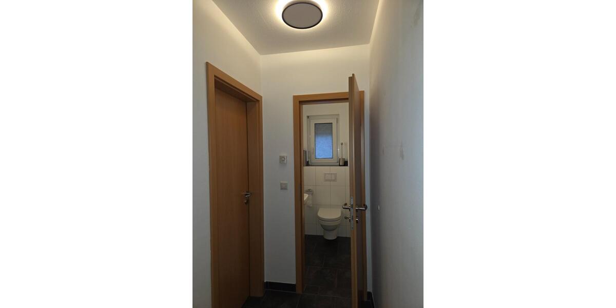 Einfamilienhaus Kirchen (Sieg) - 5 Zimmer, 140 m&sup2;, 1.400&euro; | Angebot:25023013