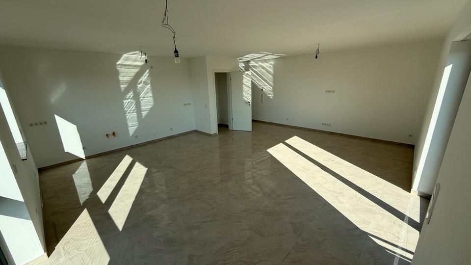 Etagenwohnung Butzbach - 3 Zimmer, 95 m&sup2;, 1.290&euro; | Angebot:26036560