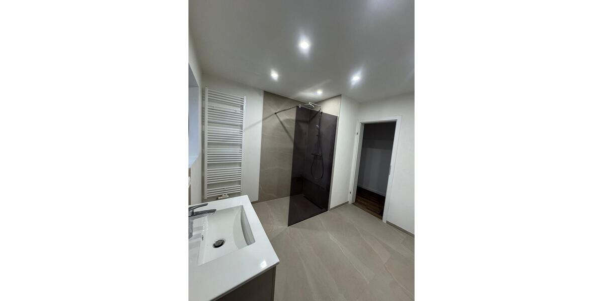 Etagenwohnung Eichenzell - 4 Zimmer, 100 m&sup2;, 1.300&euro; | Angebot:24695318